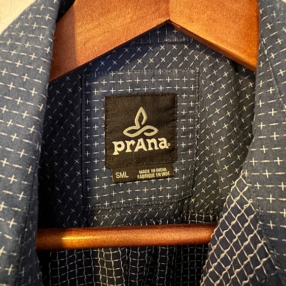 Prana short sleeve button up shirt - Picture 2 of 3